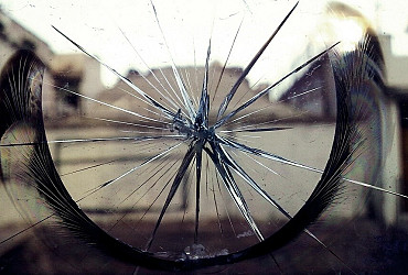 Veiligheidsfolie beschermd tegen inbraak en voorkomt rondvliegend glas